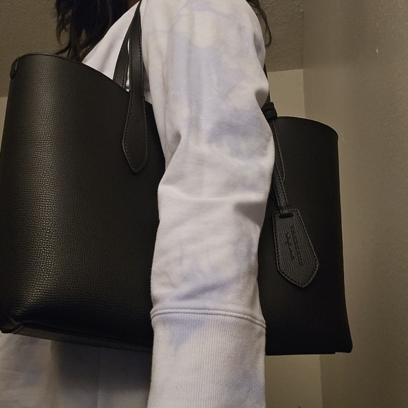 Burberry medium tote - Picture 10 of 16